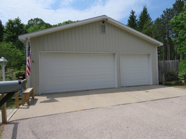 3225 N 39th Rd, Manton, MI 49663