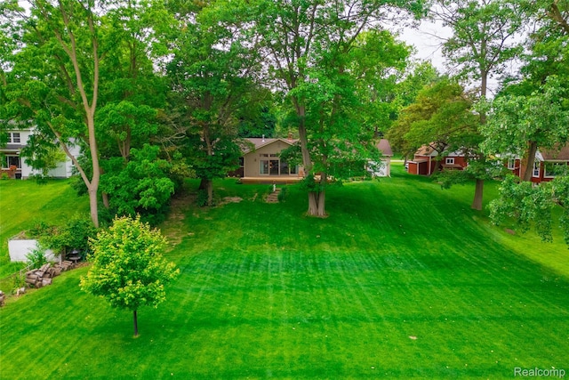 21781 Thorofare Rd, Grosse Ile, MI 48138 - view of grassy yard