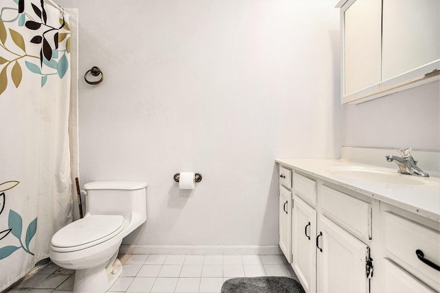 6958 Paddock Ln, Jackson, MI 49201 - full bathroom featuring vanity and tile patterned floors
