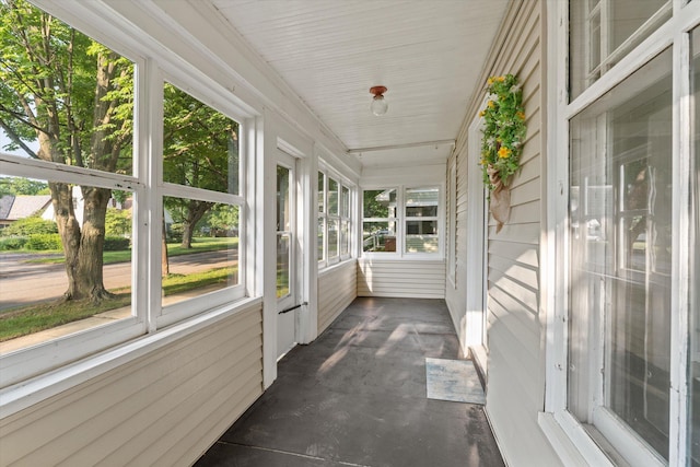 1334 Regent St, Niles, MI 49120 - view of unfurnished sunroom
