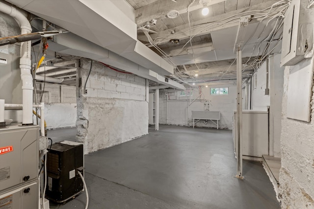 1334 Regent St, Niles, MI 49120 - basement featuring a sink