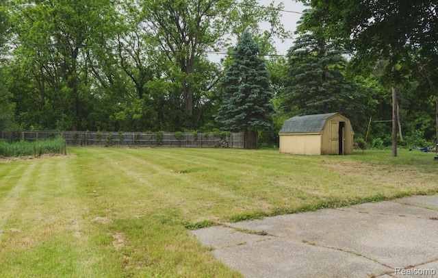11709 Old Belding Rd NE, Belding, MI 48809 - view of yard with a storage shed