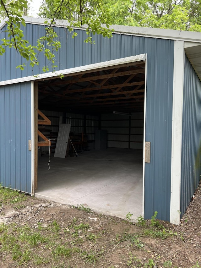 102 Allett St, Allegan, MI 49010 - view of outbuilding
