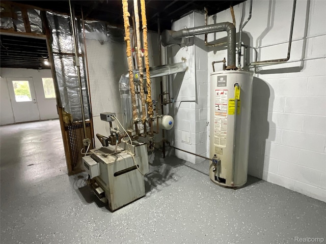 3615 N Mill Rd, Dryden, MI 48428 - utility room featuring gas water heater