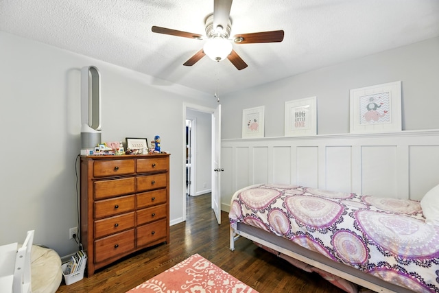 1548 Old Hickory Ln, Saint Joseph, MI 49085 - bedroom featuring dark wood finished floors and a ceiling fan
