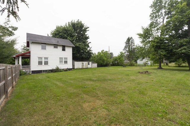318 Cecil St, Buchanan, MI 49107 - view of yard