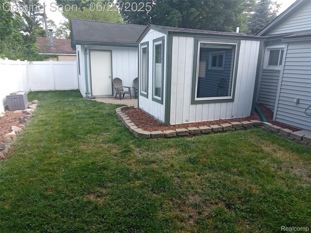 3923 Donley Ave, Rochester Hills, MI 48309 - photo 18