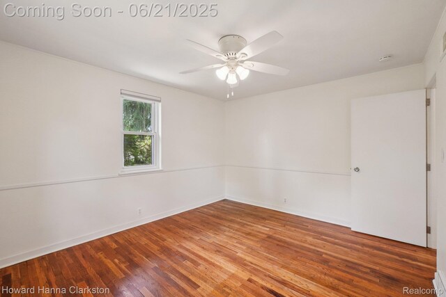 5766 Corunna Ave, Clarkston, MI 48346 - empty room featuring wood finished floors, ceiling fan, and a smoke detector