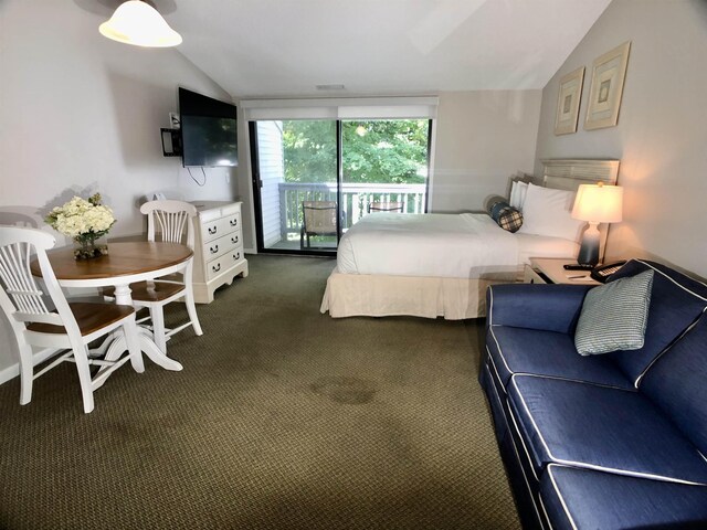 5631 Creeks Xing, Williamsburg, MI 49690