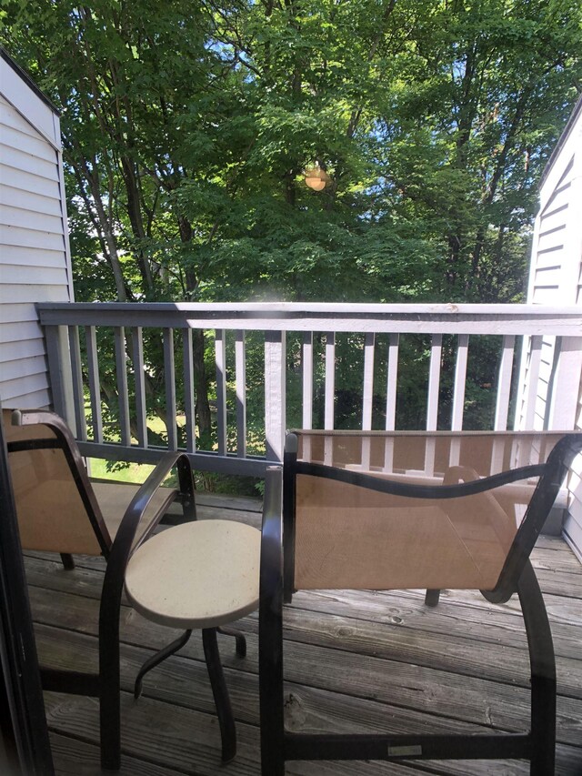 5631 Creeks Xing, Williamsburg, MI 49690