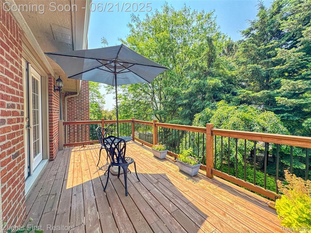 1070 Pointe Place Ct, Rochester, MI 48307 - view of deck