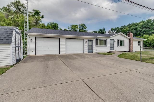 275 Pawnee St, Battle Creek, MI 49014 - single story home with concrete driveway and an attached garage