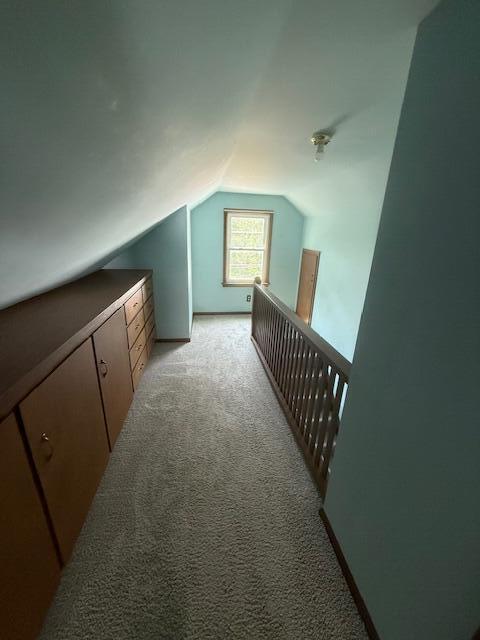 6185 Wing Ave SE, Grand Rapids, MI 49512 - bonus room featuring light carpet and vaulted ceiling