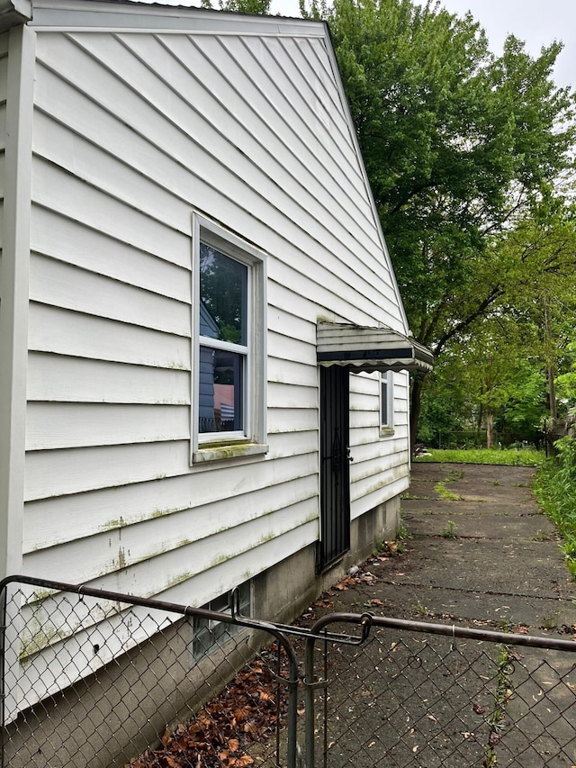 8627 Stout St, Detroit, MI 48228 - view of side of property