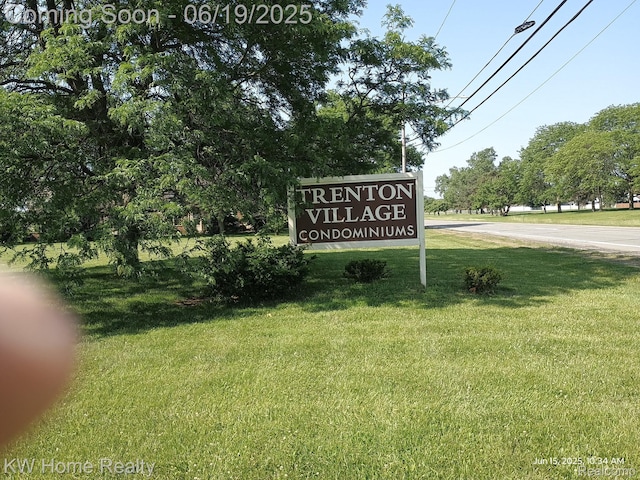 3901 Fort St Unit 204, Trenton, MI 48183 - community / neighborhood sign with a yard
