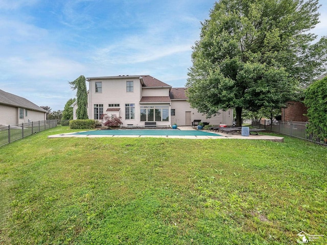 831 Saint James Park Ave, Monroe, MI 48161 - rear view of property featuring a patio and a fenced backyard