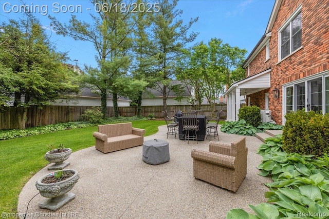 586 Fairfax St, Birmingham, MI 48009 - fenced backyard featuring a patio and outdoor dining space