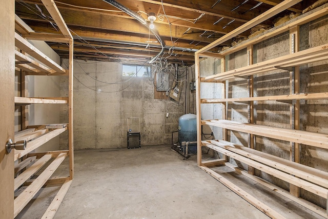 1602 Mccann Rd, Hastings, MI 49058 - unfinished below grade area featuring a water pressure tank