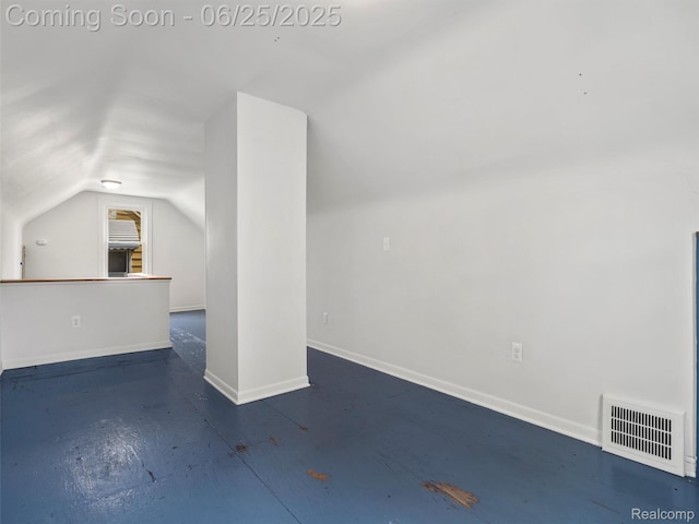 34286 Glover St, Wayne, MI 48184 - bonus room with lofted ceiling and baseboards