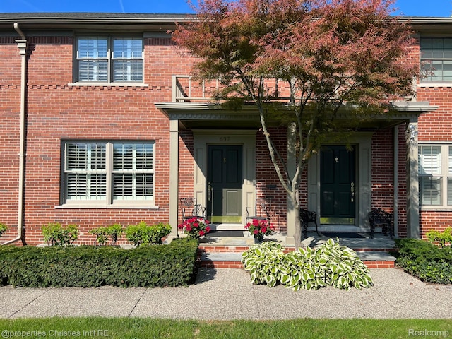 637 N Old Woodward Ave, Birmingham, MI 48009 - photo 1