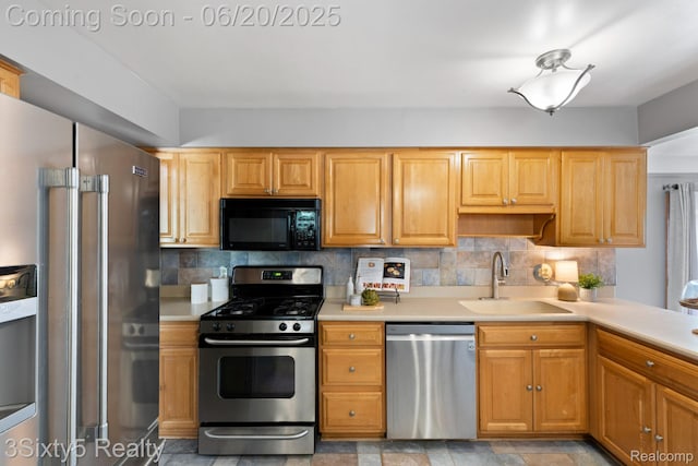 15615 S Midway Ave, Allen Park, MI 48101 - kitchen featuring appliances with stainless steel finishes, backsplash, and light countertops