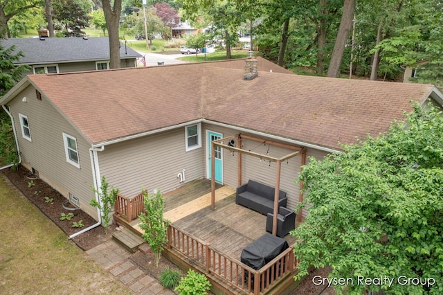 431 Homecrest Ave, Kalamazoo, MI 49001 - back of property with a wooden deck and a shingled roof