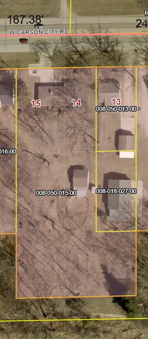 11737 W Carson City Rd, Greenville, MI 48838 - aerial map of property and surrounding area featuring property boundaries highlighted