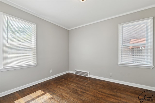 5561 Lakepointe St, Detroit, MI 48224 - unfurnished room featuring baseboards and dark wood finished floors