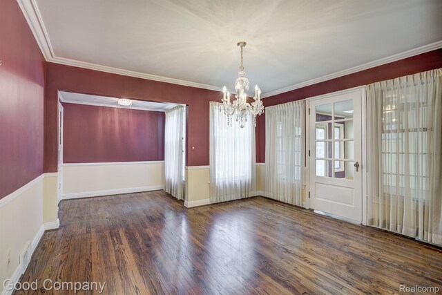 20 Oxford Blvd, Pleasant Ridge, MI 48069 - unfurnished dining area with a chandelier, wood finished floors, and crown molding