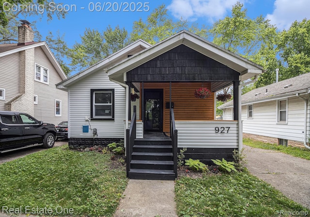 927 N Lafayette Ave, Royal Oak, MI 48067 - photo 1