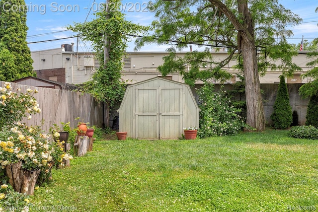 2138 Metzner Rd, Commerce Twp, MI 48390 - view of yard with a storage shed