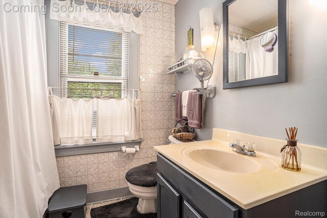 44988 52nd St, Lawrence, MI 49064 - bathroom featuring vanity and curtained shower
