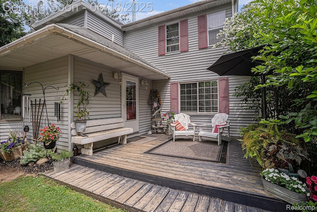 44988 52nd St, Lawrence, MI 49064 - view of wooden deck