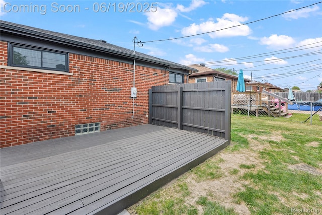 8171 Marian St, Warren, MI 48093 - view of wooden terrace