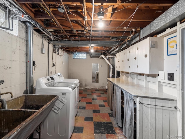 1930 Kenmore Dr, Grosse Pointe Woods, MI 48236 - washroom featuring washing machine and dryer and tile patterned floors