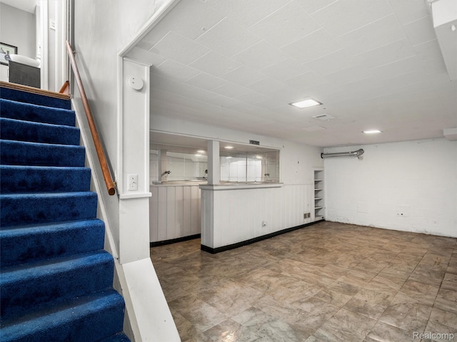 1930 Kenmore Dr, Grosse Pointe Woods, MI 48236 - view of staircase