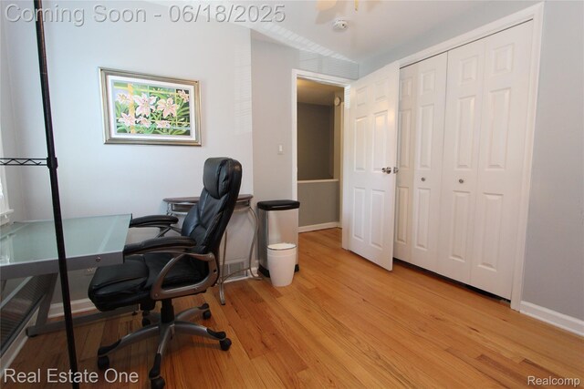 1670 Graefield Rd, Birmingham, MI 48009 - office area featuring light wood-style floors and baseboards