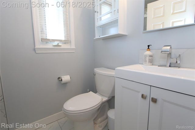 1670 Graefield Rd, Birmingham, MI 48009 - half bathroom featuring vanity and toilet