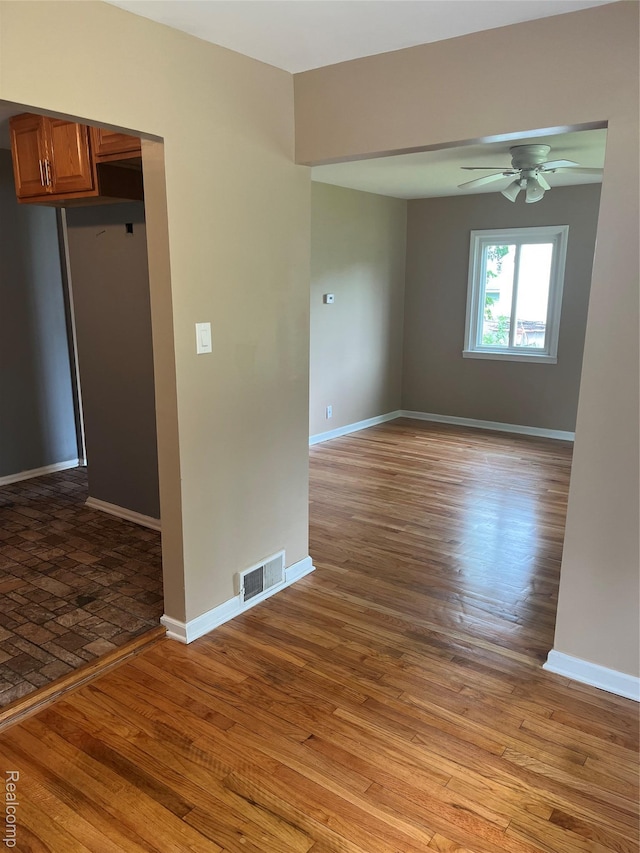 44 Pleasantview Dr, Pontiac, MI 48341 - empty room featuring ceiling fan and wood finished floors