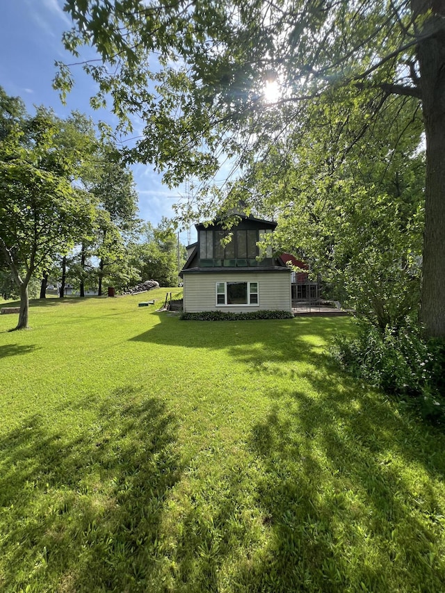 7428 Ansley Ln, Hillsdale, MI 49242 - view of grassy yard
