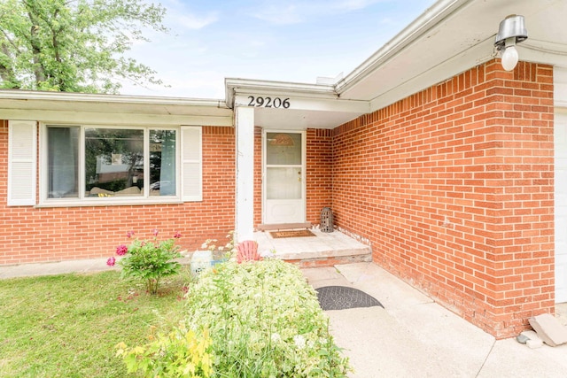 29206 Guy St, Southfield, MI 48076 - entrance to property with brick siding