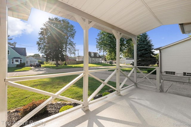 15174 Cavour St, Livonia, MI 48154 - photo 8