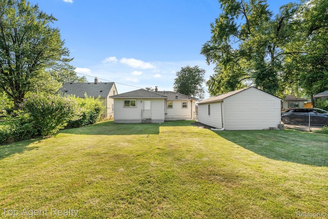 15174 Cavour St, Livonia, MI 48154 - photo 29