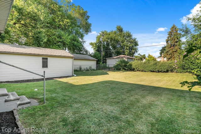 15174 Cavour St, Livonia, MI 48154 - photo 33