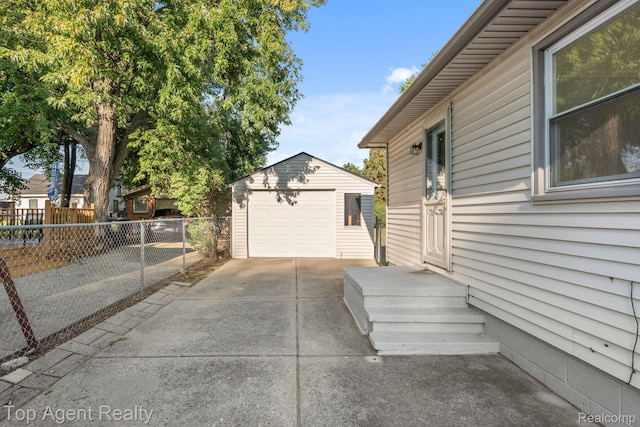 15174 Cavour St, Livonia, MI 48154 - photo 34