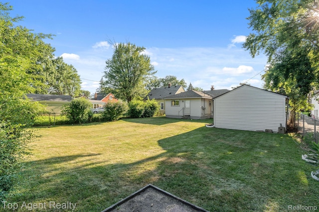 15174 Cavour St, Livonia, MI 48154 - photo 31
