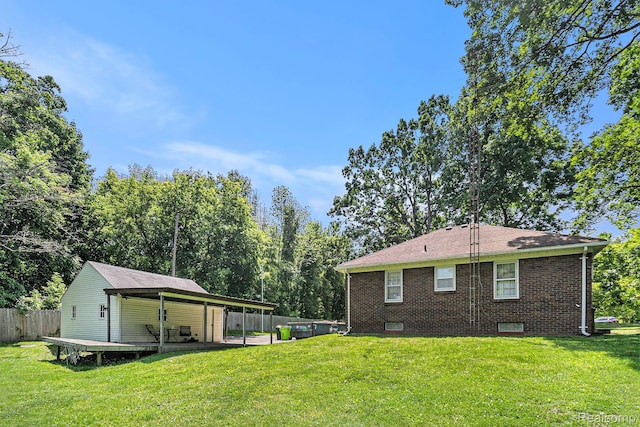 3382 W Silver Lake Rd, Fenton, MI 48430 - view of yard