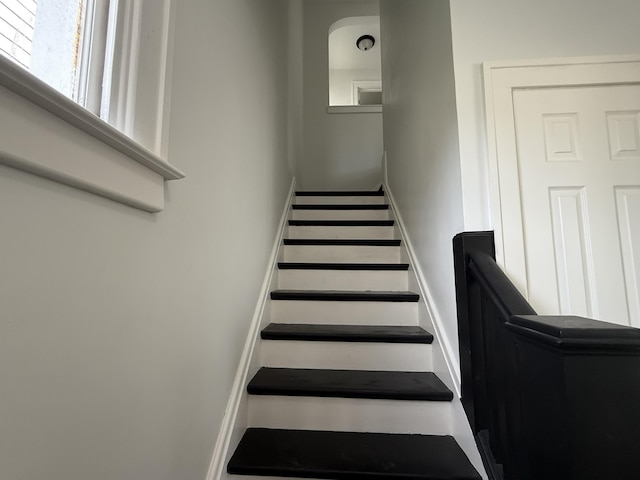 2427 Highland St, Detroit, MI 48206 - stairs with baseboards