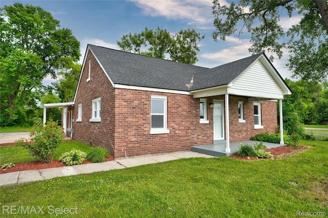 3933 E St, Saginaw, MI 48601 - photo 1