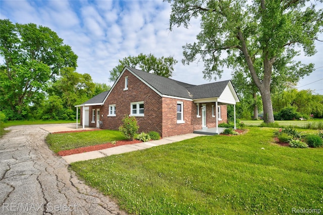 3933 E St, Saginaw, MI 48601 - photo 2